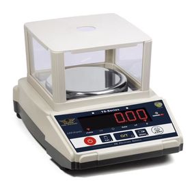 Высокая точность 3,3 фунта Источник питания DC 4A / 4V AC 110V / 220V ± 10% с высокой точностью