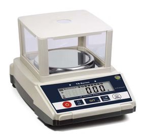 Высокая точность 3,3 фунта Источник питания DC 4A / 4V AC 110V / 220V ± 10% с высокой точностью
